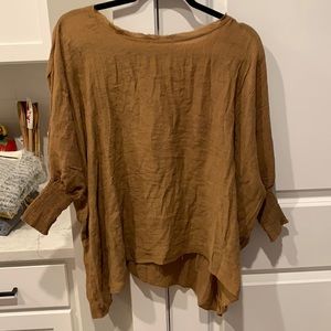 Brown lightweight oversized top S/M